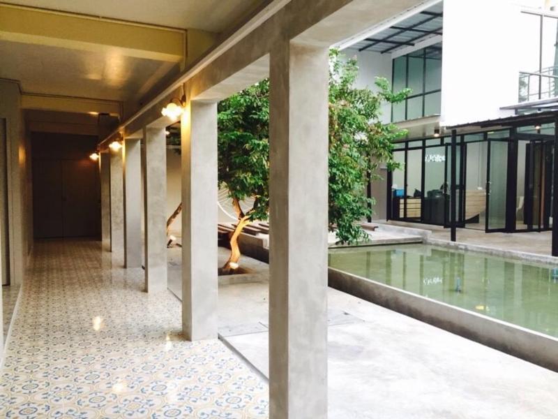 Hotel October Phuket